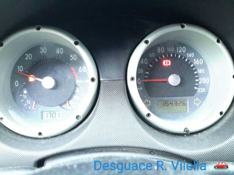 volkswagen polo berlina (6n2) trendline | 10.99 - 12.01 del año 2000