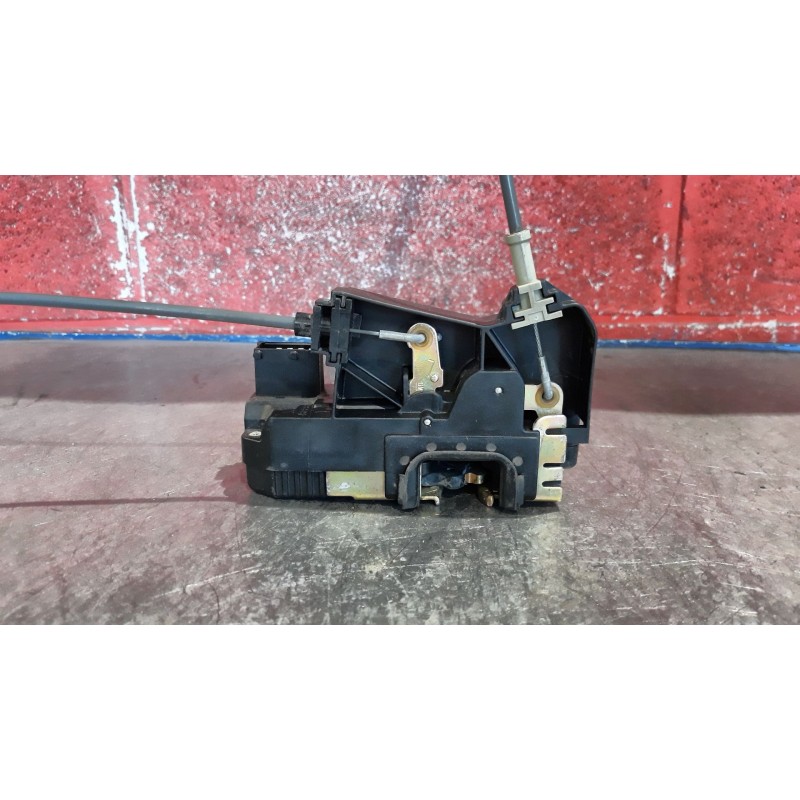 Recambio de cerra. puer. delantero izquierda para opel zafira a 1.8 16v cat | 0.99 - 0.05 1.8 16v cat | 0.99 - 0.05 referencia O