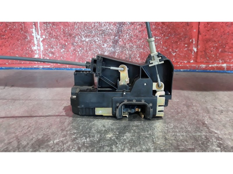 Recambio de cerra. puer. delantero izquierda para opel zafira a 1.8 16v cat | 0.99 - 0.05 1.8 16v cat | 0.99 - 0.05 referencia O