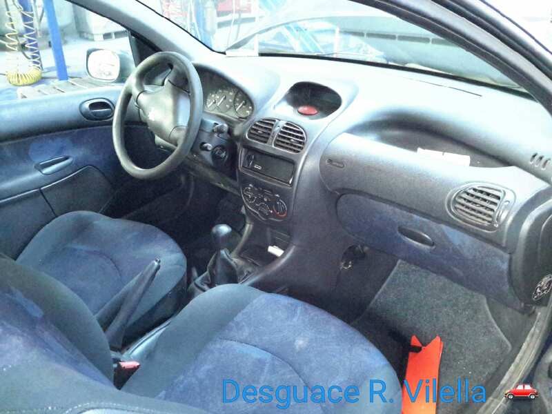 peugeot 206 berlina xr | 06.98 - 12.02 del año 2000