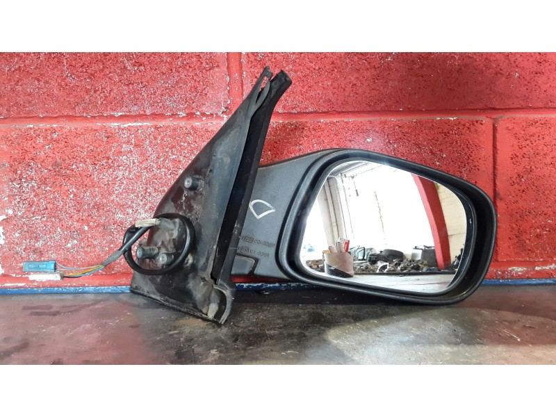 Recambio de retrovisor derecho para nissan serena (c23m) 2.3 diesel | 0.92 - ... 2.3 diesel | 0.92 - ... referencia OEM IAM ELEC