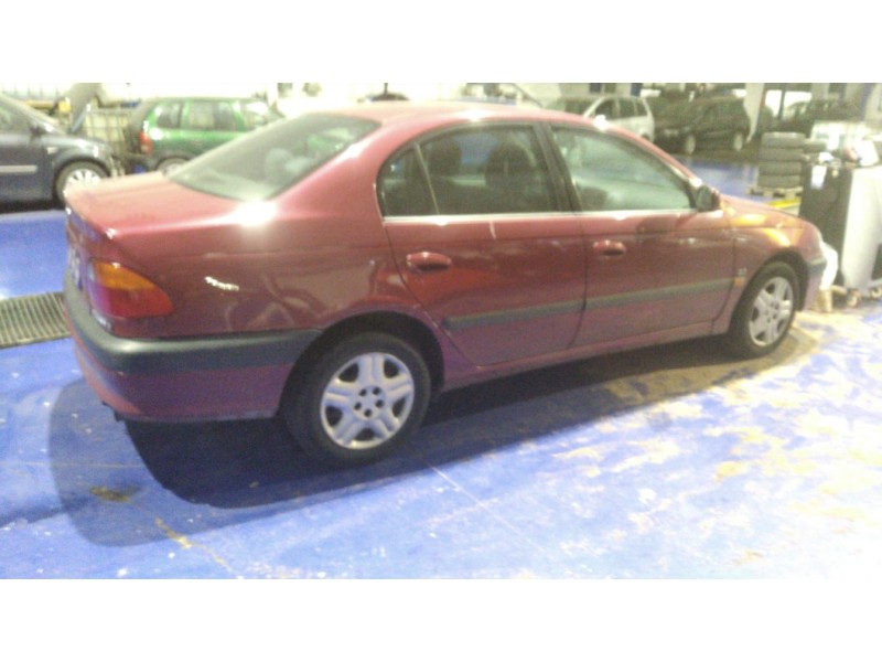 toyota avensis berlina (t 22)  | 0.98 - 0.03 del año 1998