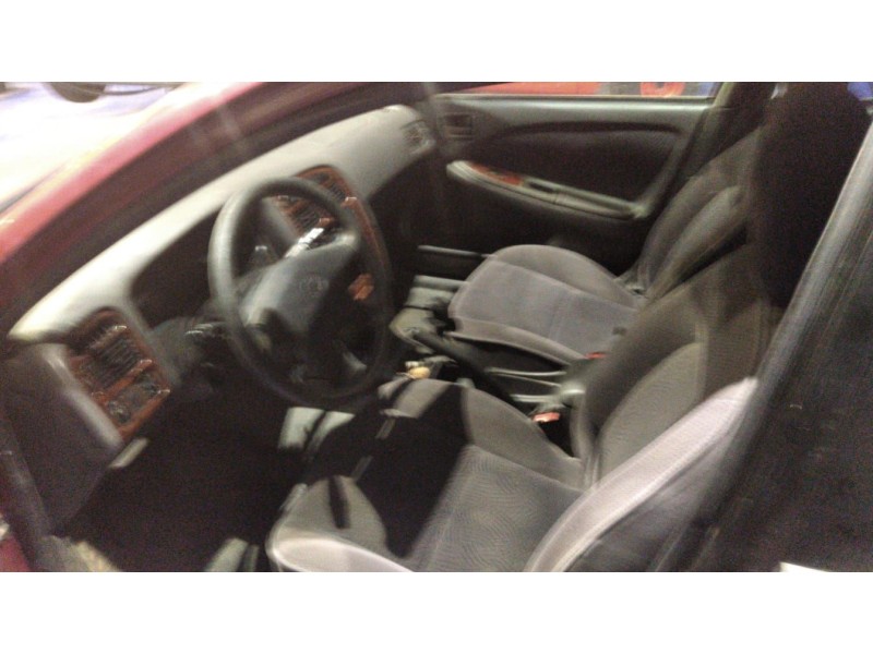 toyota avensis berlina (t 22)  | 0.98 - 0.03 del año 1998