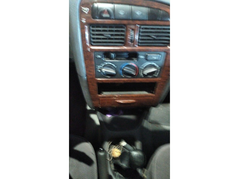 toyota avensis berlina (t 22)  | 0.98 - 0.03 del año 1998