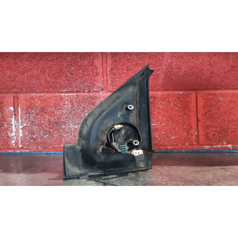 Recambio de retrovisor derecho para nissan serena (c23m) 2.3 diesel | 0.92 - ... 2.3 diesel | 0.92 - ... referencia OEM IAM ELEC