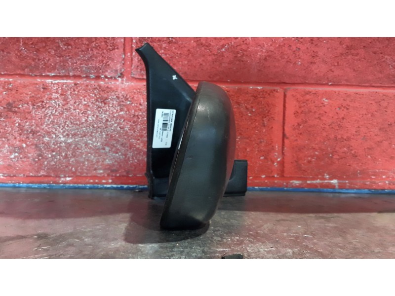 Recambio de retrovisor derecho para nissan serena (c23m) 2.3 diesel | 0.92 - ... 2.3 diesel | 0.92 - ... referencia OEM IAM ELEC