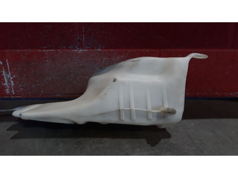 Recambio de deposito limpia para seat cordoba berlina (6k2) referencia OEM IAM    Recambio de deposito limpia para seat cordoba berlina (6k2) referencia OEM IAM