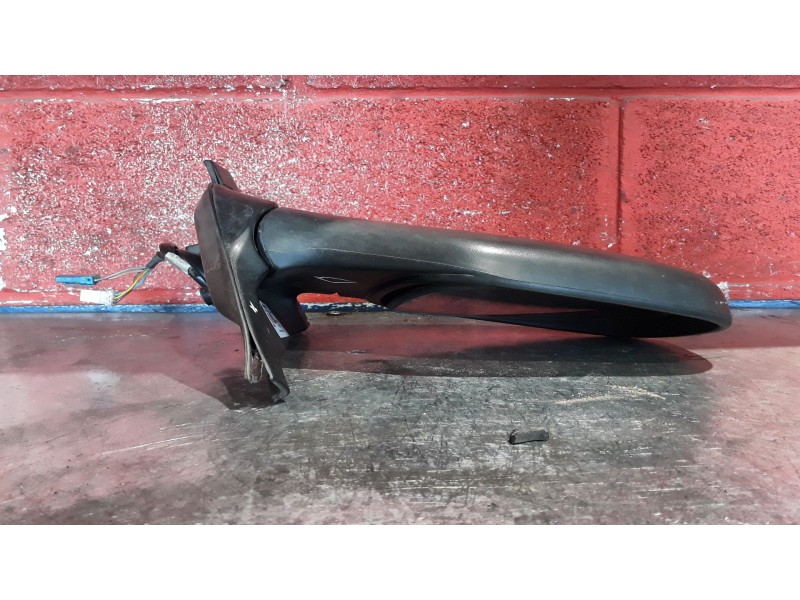 Recambio de retrovisor derecho para nissan serena (c23m) 2.3 diesel | 0.92 - ... 2.3 diesel | 0.92 - ... referencia OEM IAM ELEC