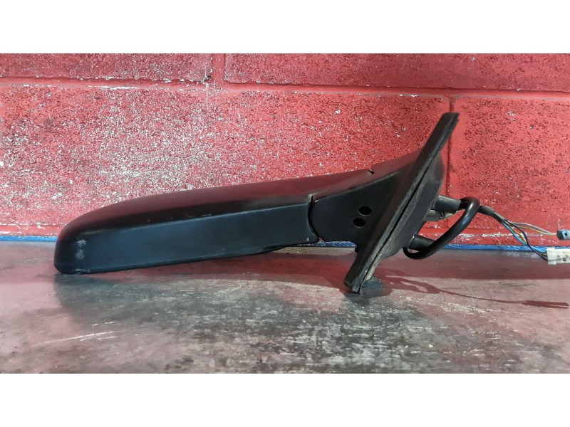 Recambio de retrovisor derecho para nissan serena (c23m) 2.3 diesel | 0.92 - ... 2.3 diesel | 0.92 - ... referencia OEM IAM ELEC