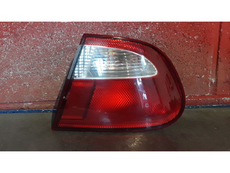 Recambio de piloto trasero derecho para seat cordoba berlina (6k2) referencia OEM IAM    Recambio de piloto trasero derecho para seat cordoba berlina (6k2) referencia OEM IAM