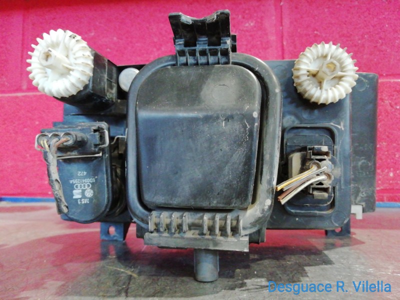 Recambio de faro izquierdo para seat inca (6k9) 1.9 sdi van | 08.96 - 12.03 1.9 sdi van | 08.96 - 12.03 referencia OEM IAM   