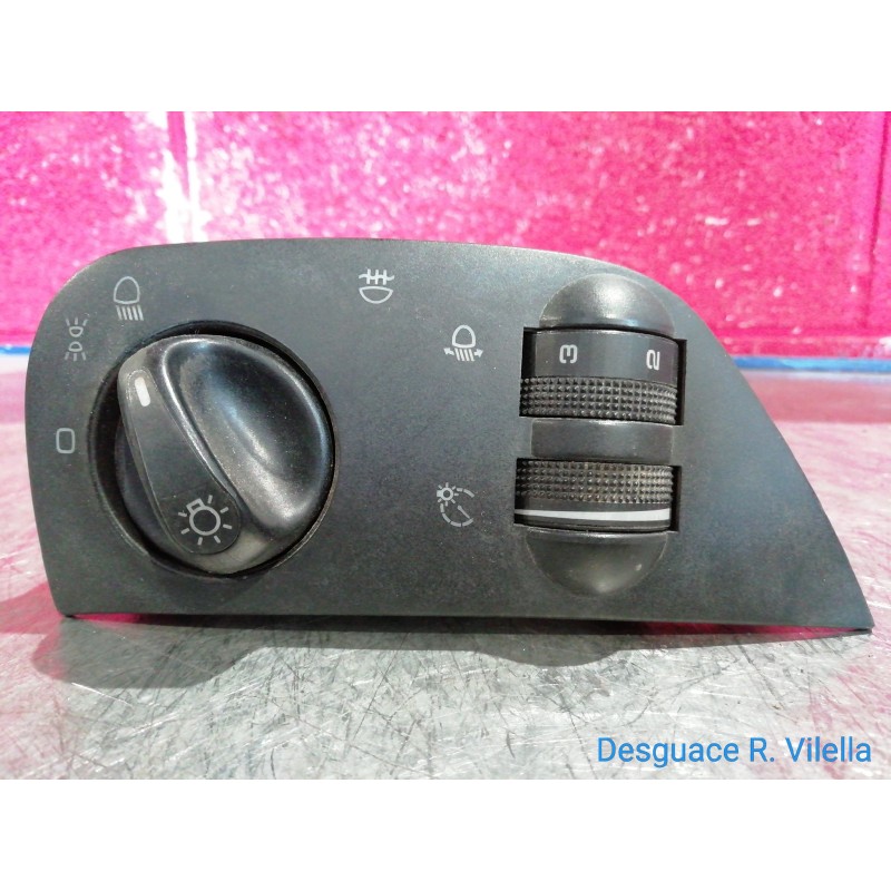 Recambio de mando luces para seat inca (6k9) 1.9 sdi van | 08.96 - 12.03 1.9 sdi van | 08.96 - 12.03 referencia OEM IAM   