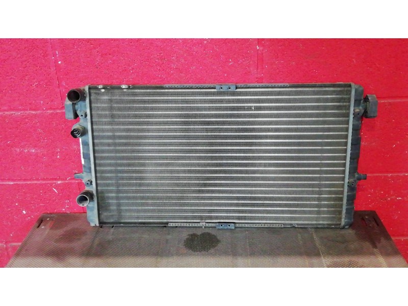 Recambio de radiador agua para seat cordoba berlina (6k2) referencia OEM IAM    Recambio de radiador agua para seat cordoba berlina (6k2) referencia OEM IAM