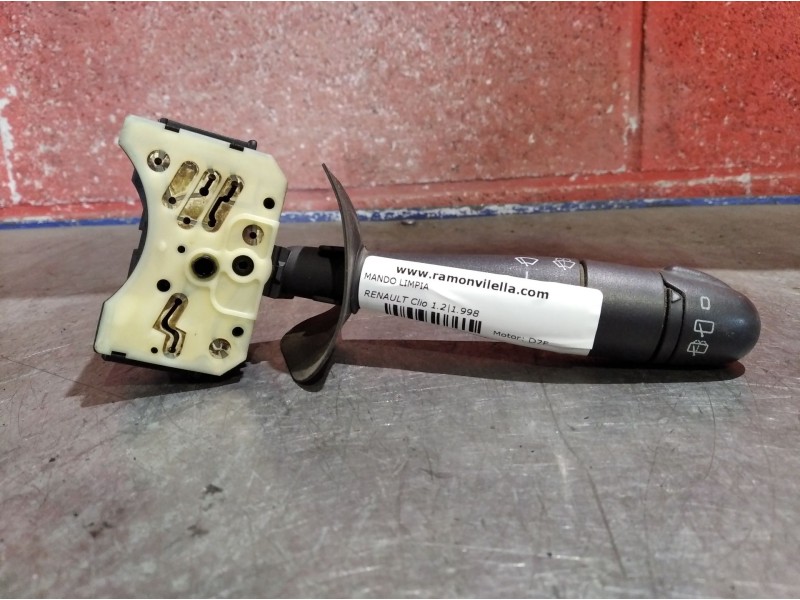 Recambio de mando limpia para renault clio 1.2 referencia OEM IAM   