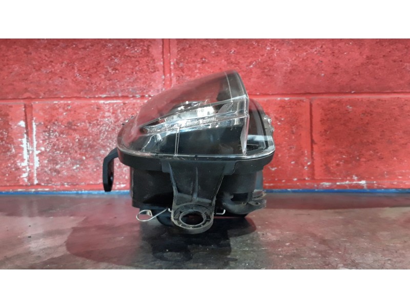 Recambio de faro izquierdo para fiat punto berlina (188) 1.2 8v | 08.99 - 12.02 1.2 8v | 08.99 - 12.02 referencia OEM IAM   