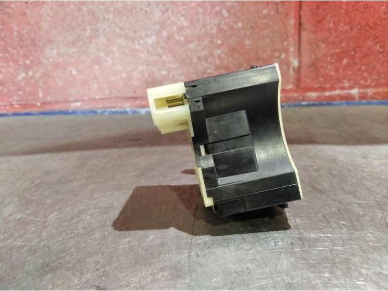 Recambio de mando limpia para renault clio 1.2 referencia OEM IAM   