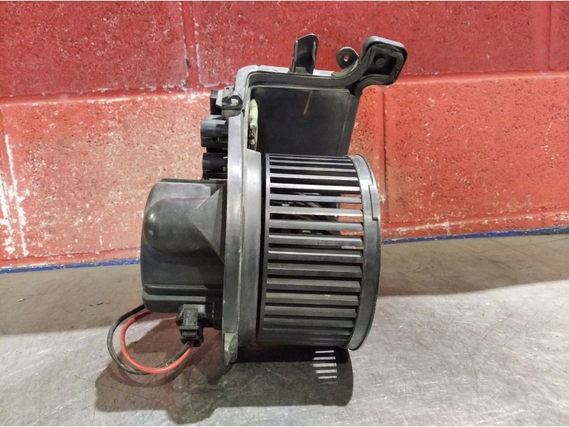 Recambio de motor calefaccion para renault clio 1.2 referencia OEM IAM 661308X  