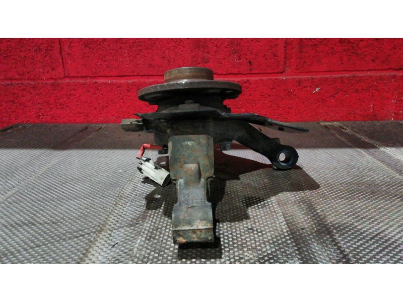 Recambio de mangueta delantera derecha para opel astra g berlina referencia OEM IAM   