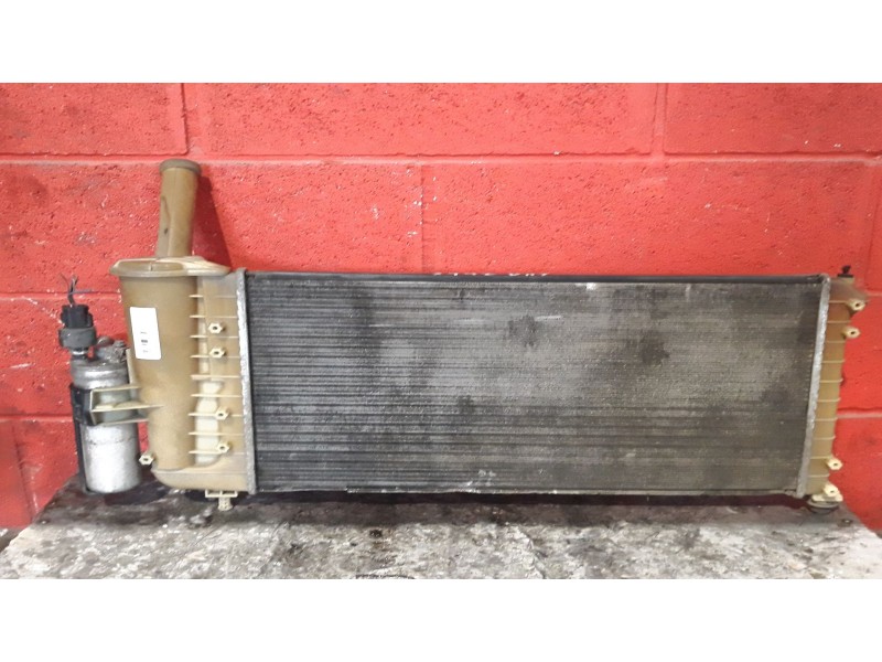Recambio de radiador agua para fiat punto berlina (188) 1.2 8v | 08.99 - 12.02 1.2 8v | 08.99 - 12.02 referencia OEM IAM   