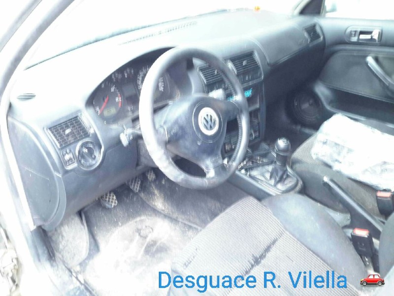 volkswagen golf iv berlina (1j1) highline | 05.99 - 12.02 del año 2001 volkswagen golf iv berlina (1j1) highline | 05.99 - 12.02 del año 2001