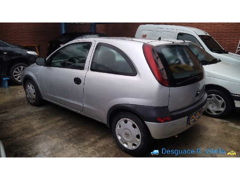 opel corsa c club | 08.00 - 12.03 del año 2002