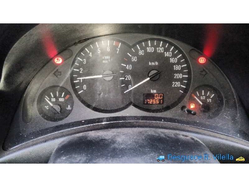 opel corsa c club | 08.00 - 12.03 del año 2002