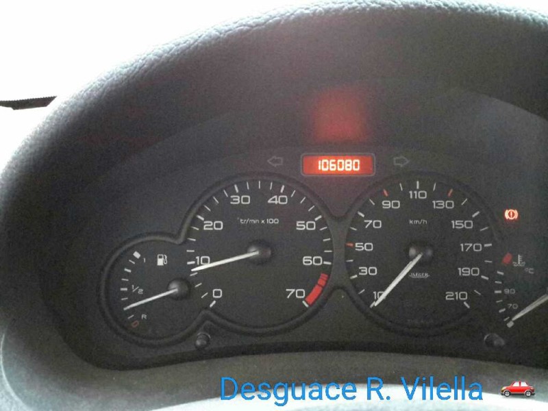 peugeot 206 berlina xt | 11.03 - 12.05 del año 2004