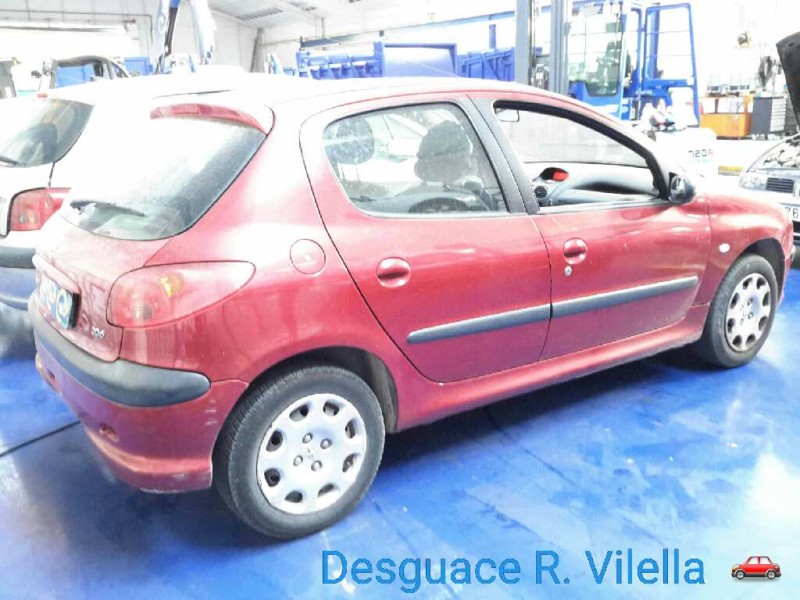 peugeot 206 berlina xt | 11.03 - 12.05 del año 2004