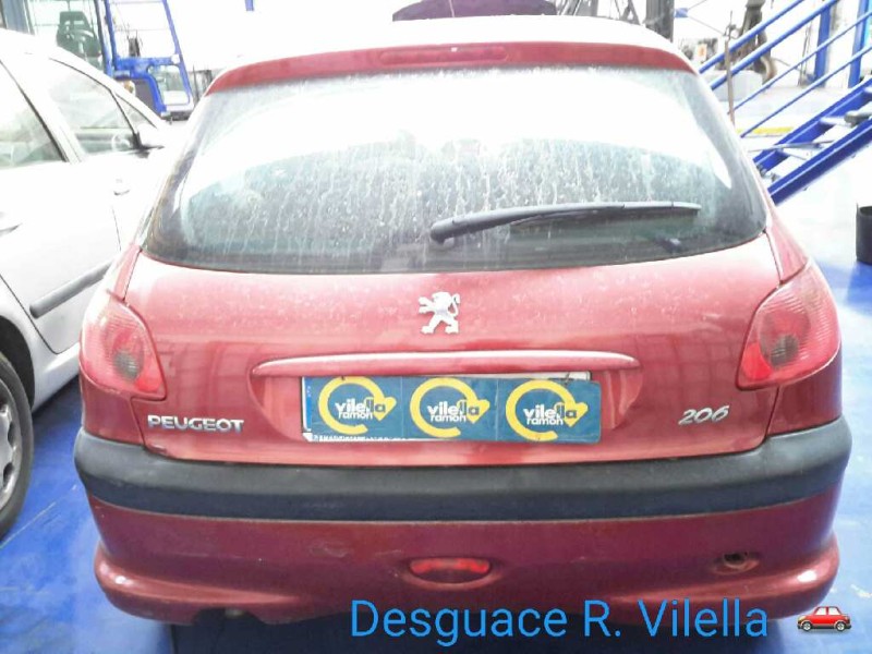 peugeot 206 berlina xt | 11.03 - 12.05 del año 2004