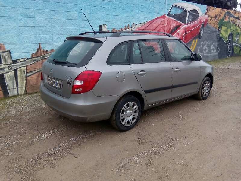 skoda fabia (5j2 ) ambition | 10.11 - 12.15 del año 2011