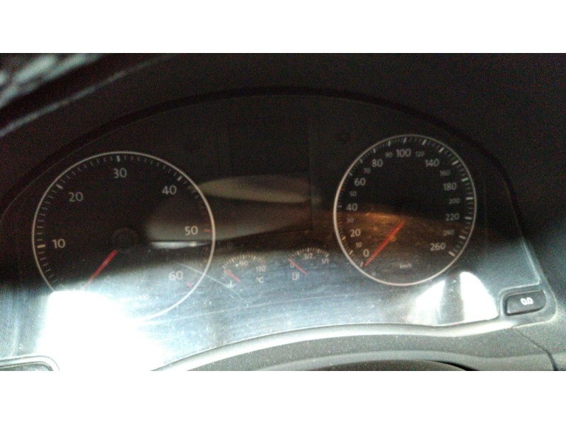 volkswagen golf v berlina (1k1) 1.9 tdi | 0.03 - ... del año 2007