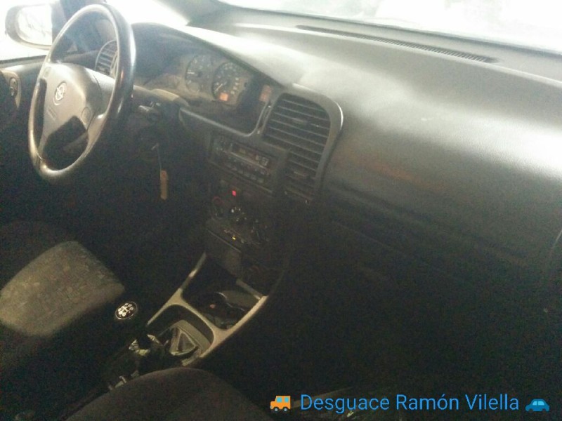 opel zafira a comfort | 08.00 - 12.03 del año 2002