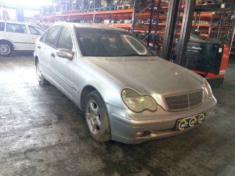 mercedes clase c (w203) berlina 220 cdi (203.006) | 12.00 - 12.04 del año 2003