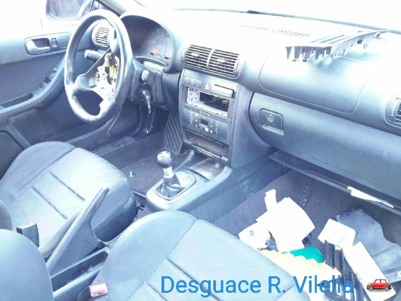 audi a3 (8l) 1.9 tdi ambiente | 09.00 - 12.03 del año 2002