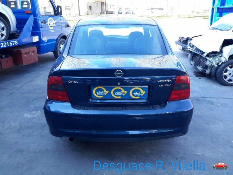 opel vectra b berlina básico (1999) | 0.95 - ... del año 2000