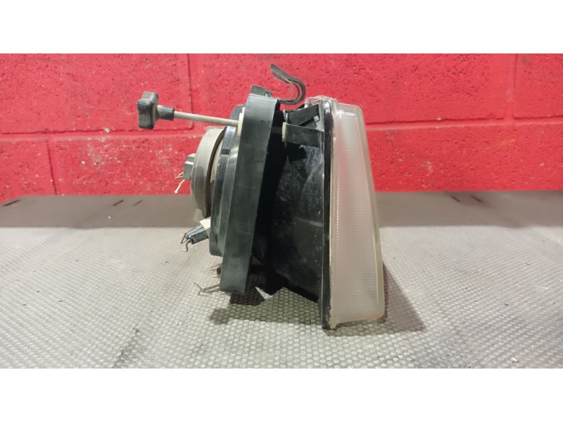 Recambio de faro izquierdo para opel corsa 1.2i 16v top referencia OEM IAM   