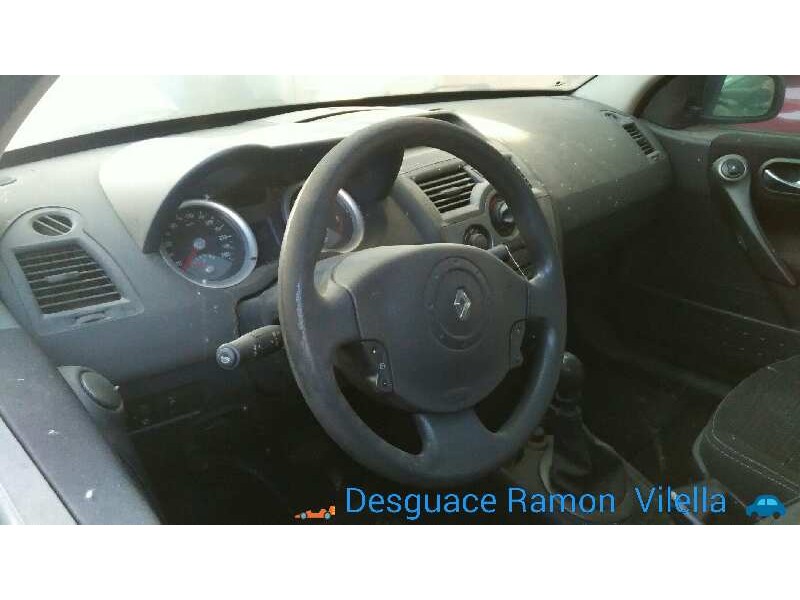 renault megane ii berlina 5p authentique | 06.05 - ... del año 2005 renault megane ii berlina 5p authentique | 06.05 - ... del año 2005