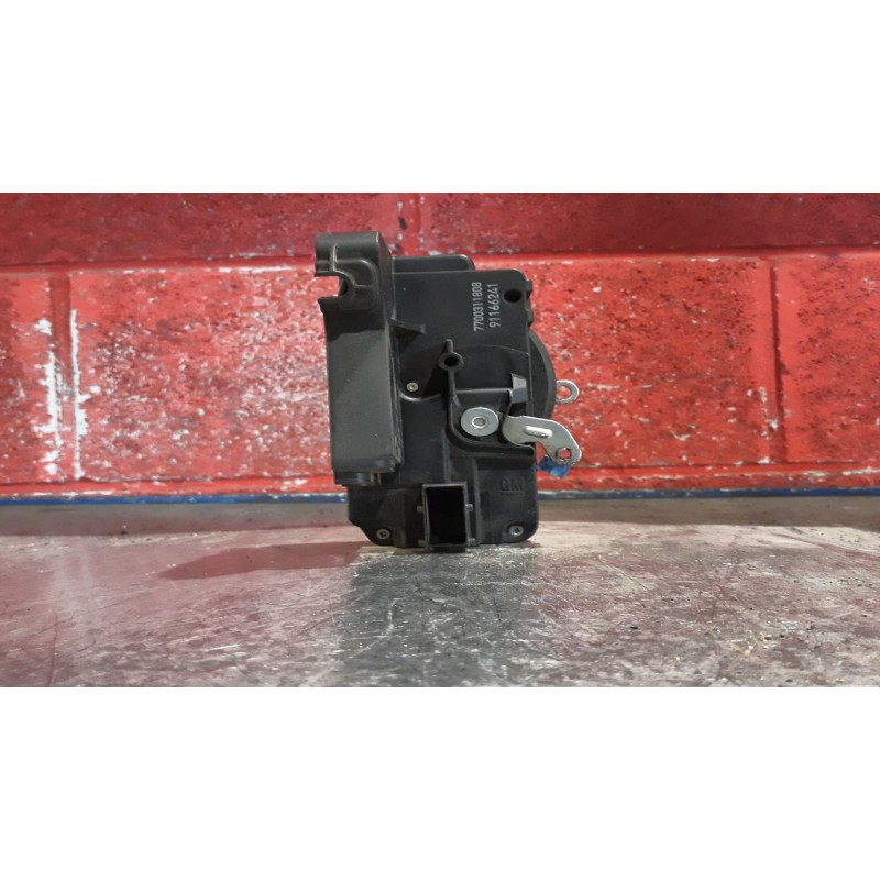 Recambio de cerradura puerta delantera derecha para renault trafic caja cerrada (ab 4.01) 1.9 diesel | 0.01 - ... 1.9 diesel | 0