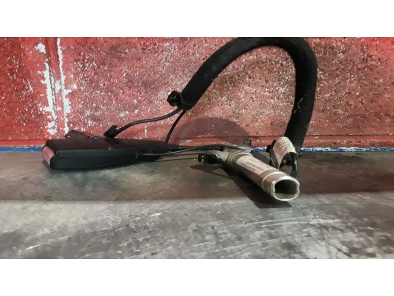 Recambio de pretensor airbag izquierdo para renault trafic caja cerrada  (ab 4.01) doble cabina l1h1 2,7t | 08.02 - 12.06 trafic