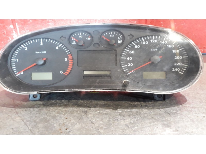 Recambio de cuadro instrumentos para seat toledo (1m2) 1.9 tdi | 0.99 - ... 1.9 tdi | 0.99 - ... referencia OEM IAM 1M0920820E  