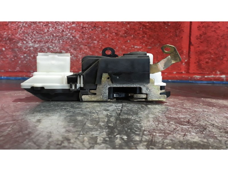 Recambio de cerra. puer. delantero izquierda para citroen c5 berlina 2.0 hdi 90 sx/sx automático | 01.03 - ... 2.0 hdi 90 sx/sx 