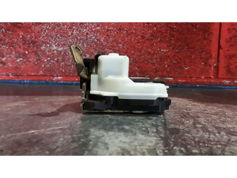 Recambio de cerra. puer. delantero izquierda para citroen c5 berlina 2.0 hdi 90 sx/sx automático | 01.03 - ... 2.0 hdi 90 sx/sx 