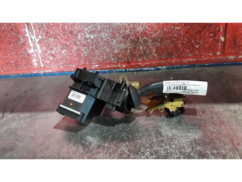 Recambio de mando intermitentes para volkswagen touareg (7la) tdi v10 | 11.02 - 12.06 referencia OEM IAM 3D0953513   Recambio de mando intermitentes para volkswagen touareg (7la) tdi v10 | 11.02 - 12.06 referencia OEM IAM 3D0953513