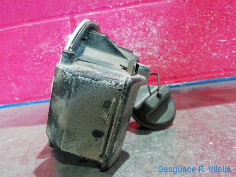 Recambio de tapa exterior combustible para renault clio iii authentique | 01.07 - 12.10 authentique | 01.07 - 12.10 referencia O