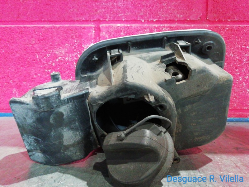 Recambio de tapa exterior combustible para renault clio iii authentique | 01.07 - 12.10 authentique | 01.07 - 12.10 referencia O