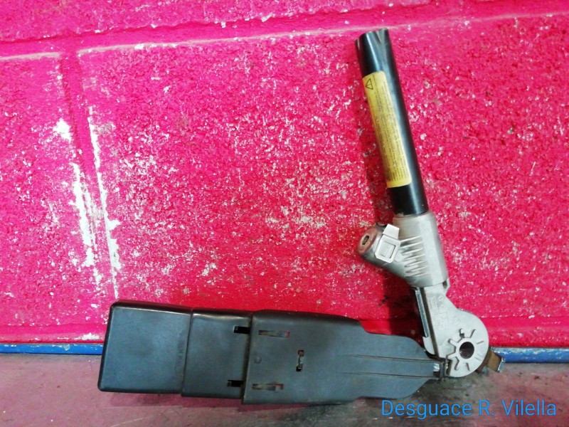 Recambio de pretensor airbag derecho para nissan kubistar (x76) premium (l1) | 02.07 - ... referencia OEM IAM    Recambio de pretensor airbag derecho para nissan kubistar (x76) premium (l1) | 02.07 - ... referencia OEM IAM