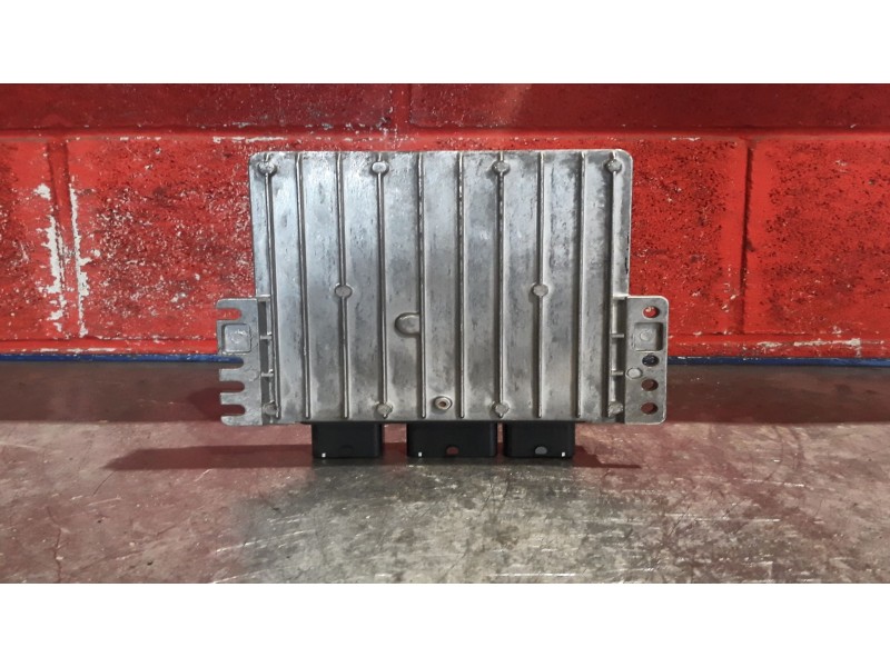 Recambio de centralita motor uce para peugeot 307 (s1) xs | 04.01 - 12.05 xs | 04.01 - 12.05 referencia OEM IAM 5WS40030BT 96464