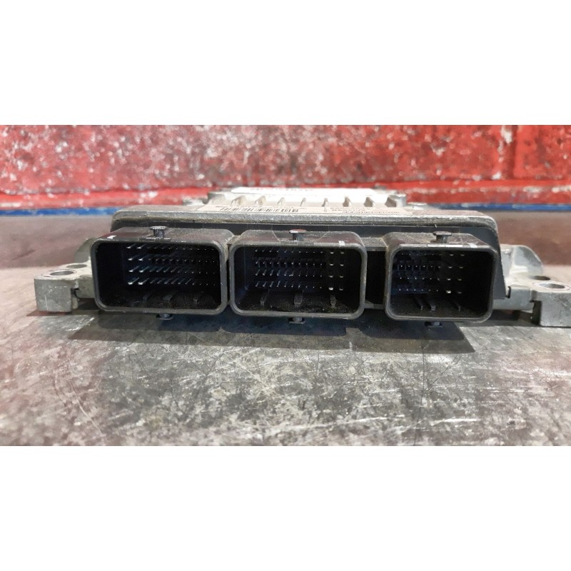 Recambio de centralita motor uce para renault scenic ii 1.5 dci diesel | 0.03 - 0.09 1.5 dci diesel | 0.03 - 0.09 referencia OEM