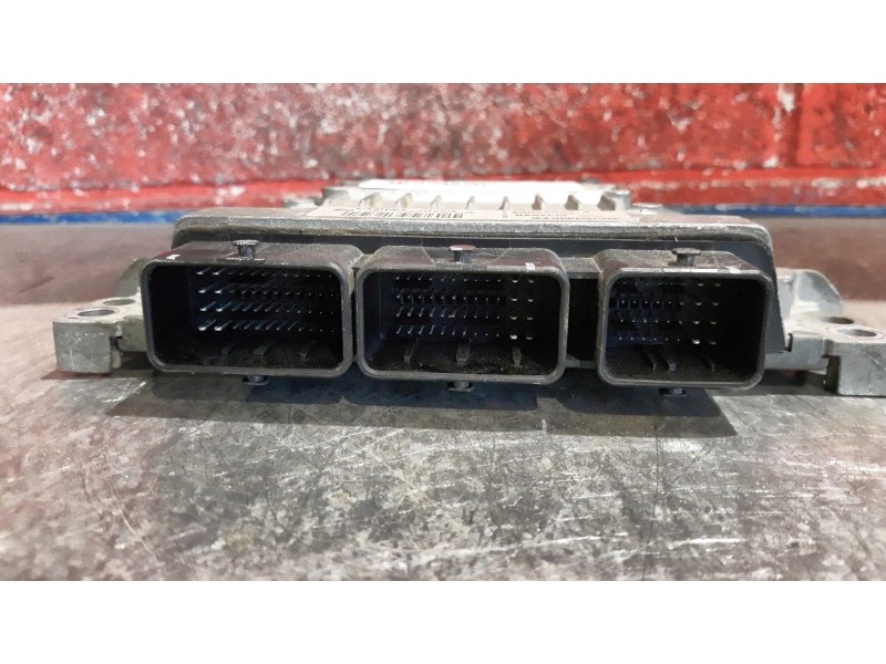 Recambio de centralita motor uce para renault scenic ii 1.5 dci diesel | 0.03 - 0.09 1.5 dci diesel | 0.03 - 0.09 referencia OEM