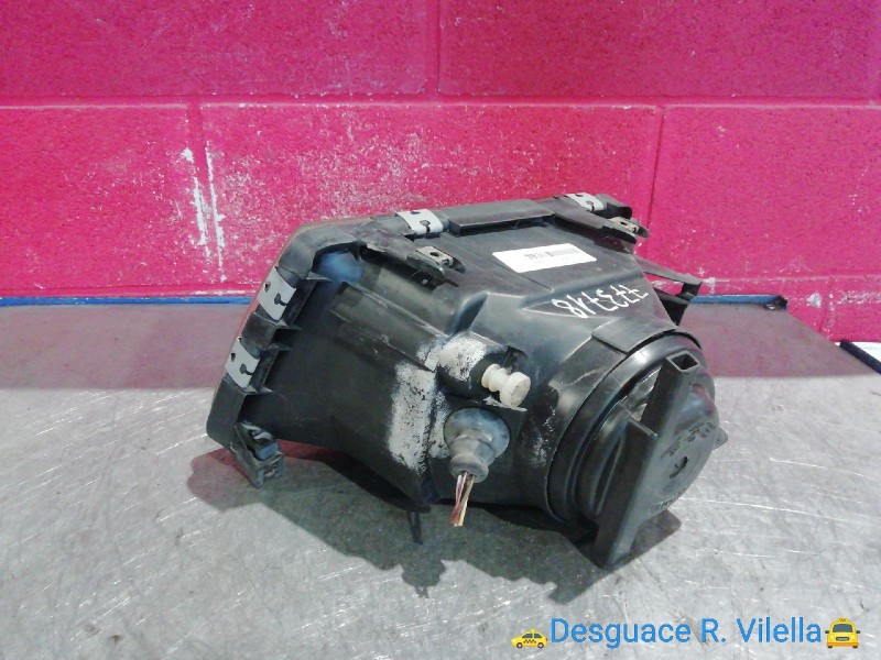 Recambio de faro derecho para audi 100 berlina (443) básico | 0.82 - ... referencia OEM IAM    Recambio de faro derecho para audi 100 berlina (443) básico | 0.82 - ... referencia OEM IAM